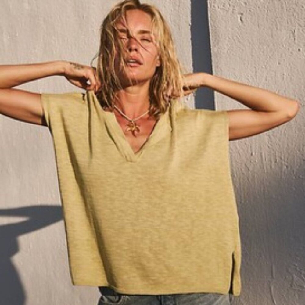 Free People Marina Del Sol Sweater Top Tee Size XS NEW NWT